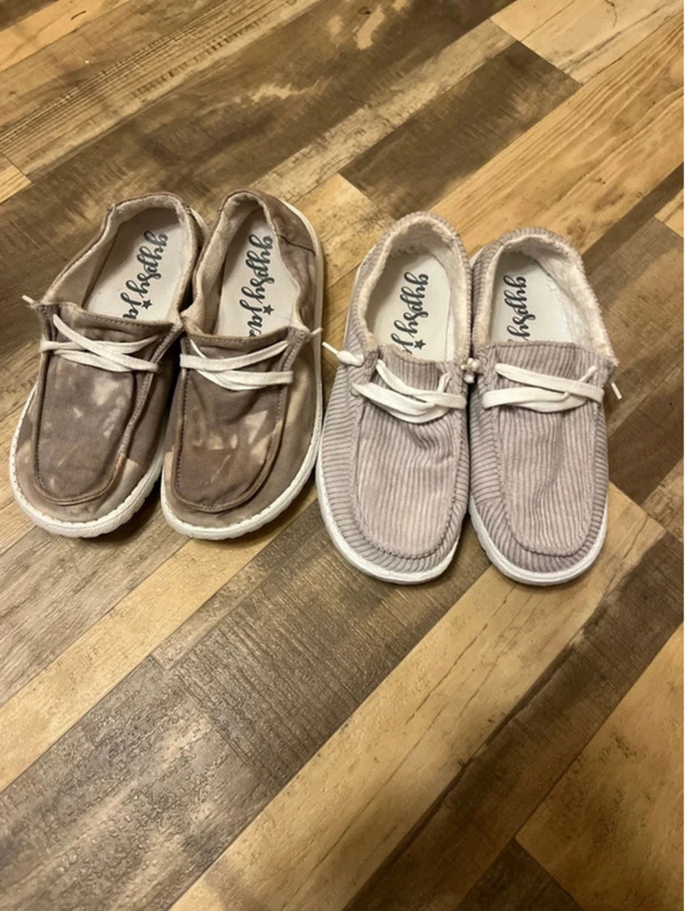 Two slip on shoes, corduroy, tie-dye grey comfortable